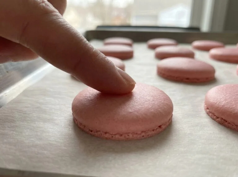 10 Reasons Your Macarons Crack: The Ultimate Macaron Troubleshooting Guide for Flawless Shells!